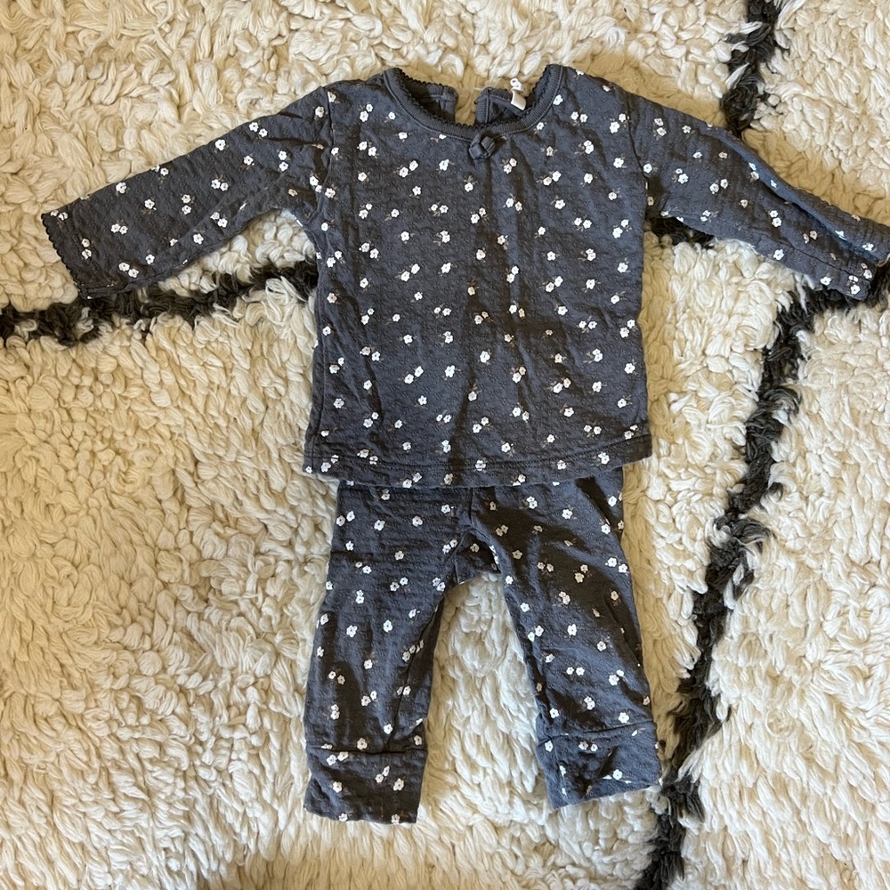 Quincy Mae Matching Top and Legging Set 3-6